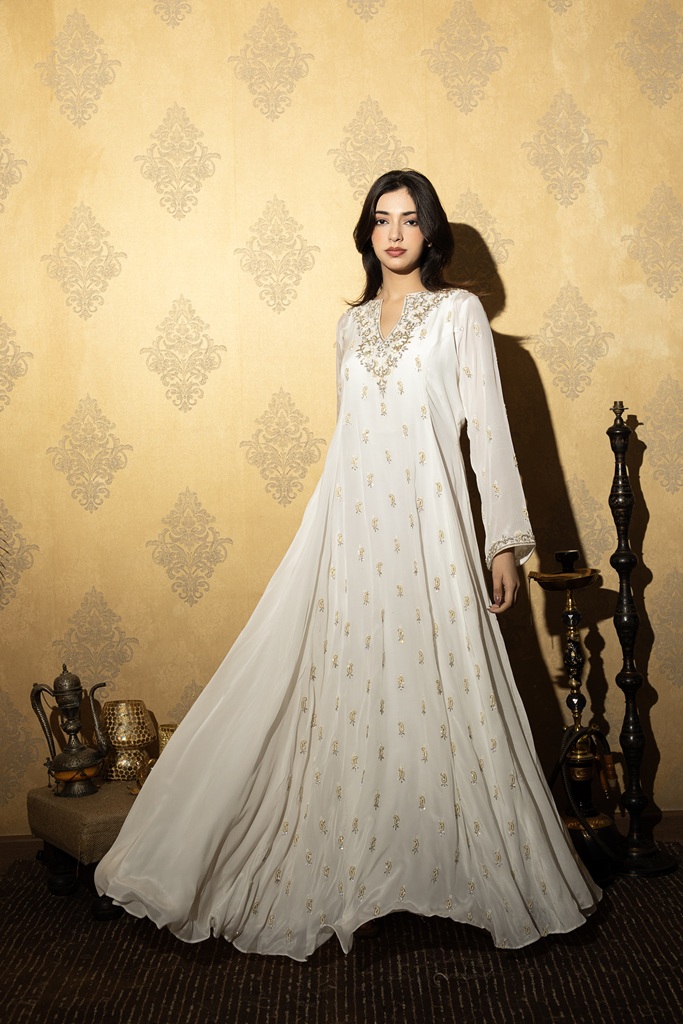 Ivory Paisley Jalabiya